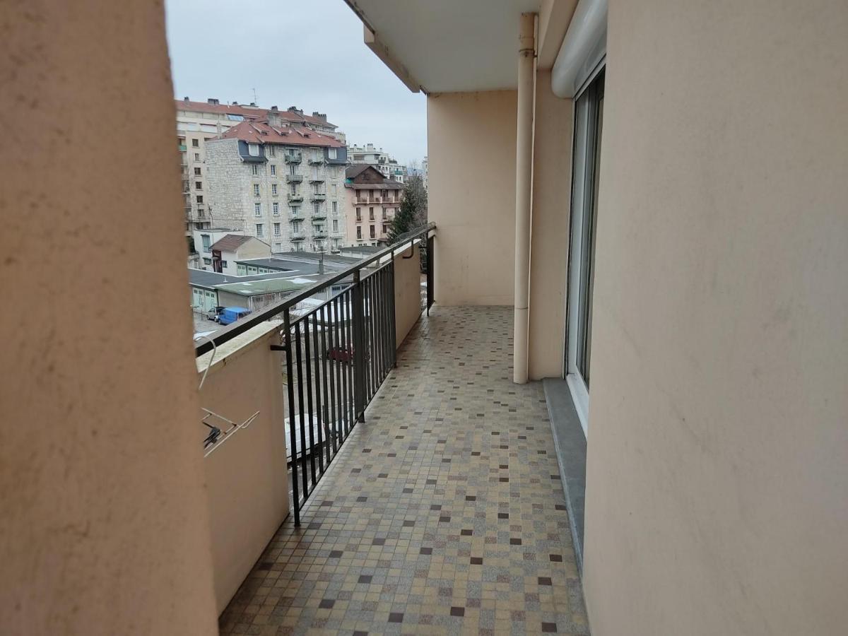Charmant Appartement Au Bord Du Thiou - Анси Экстерьер фото
